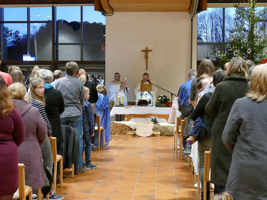 Kinderchristmette mit Krippenspiel (Foto: Karl-Franz Thiede)